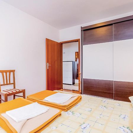 Stunning Apartment In Novi Vinodolski With Wifi Kültér fotó
