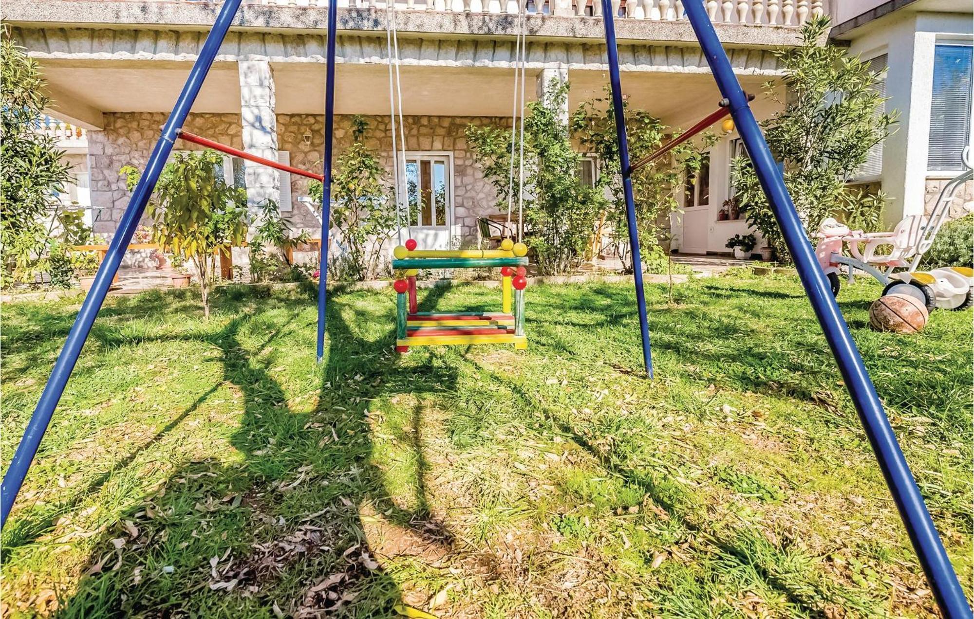 Stunning Apartment In Novi Vinodolski With Wifi Kültér fotó