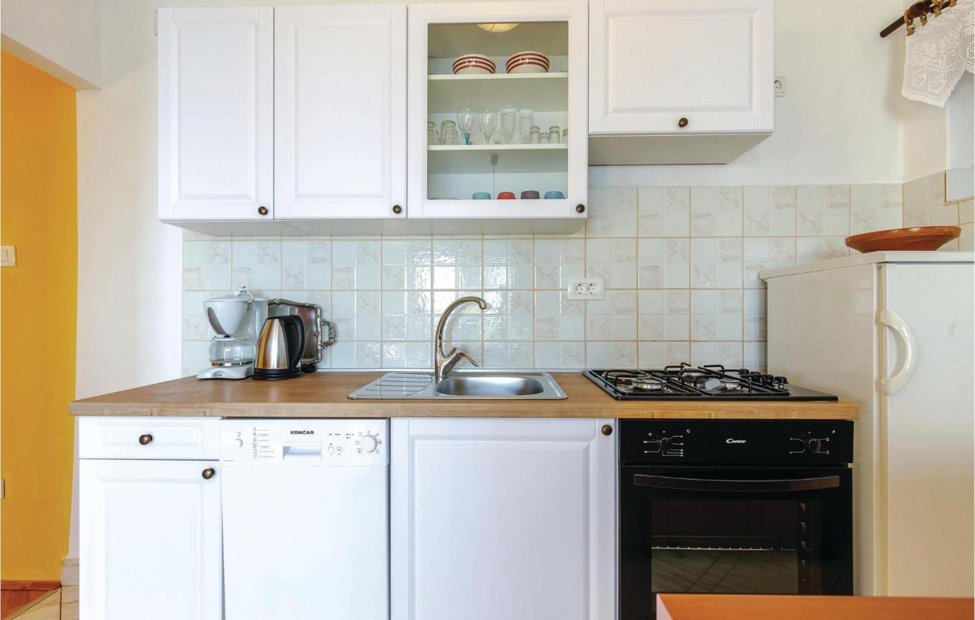 Stunning Apartment In Novi Vinodolski With Wifi Kültér fotó